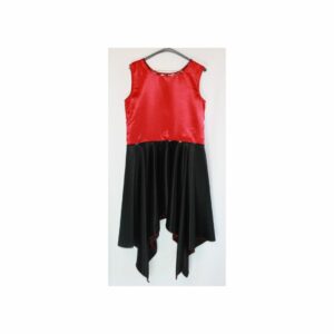 Red Satin Blouse w/Black Satin Skirt S 33" bust - Blusa de satén roja con falda de satén negra
